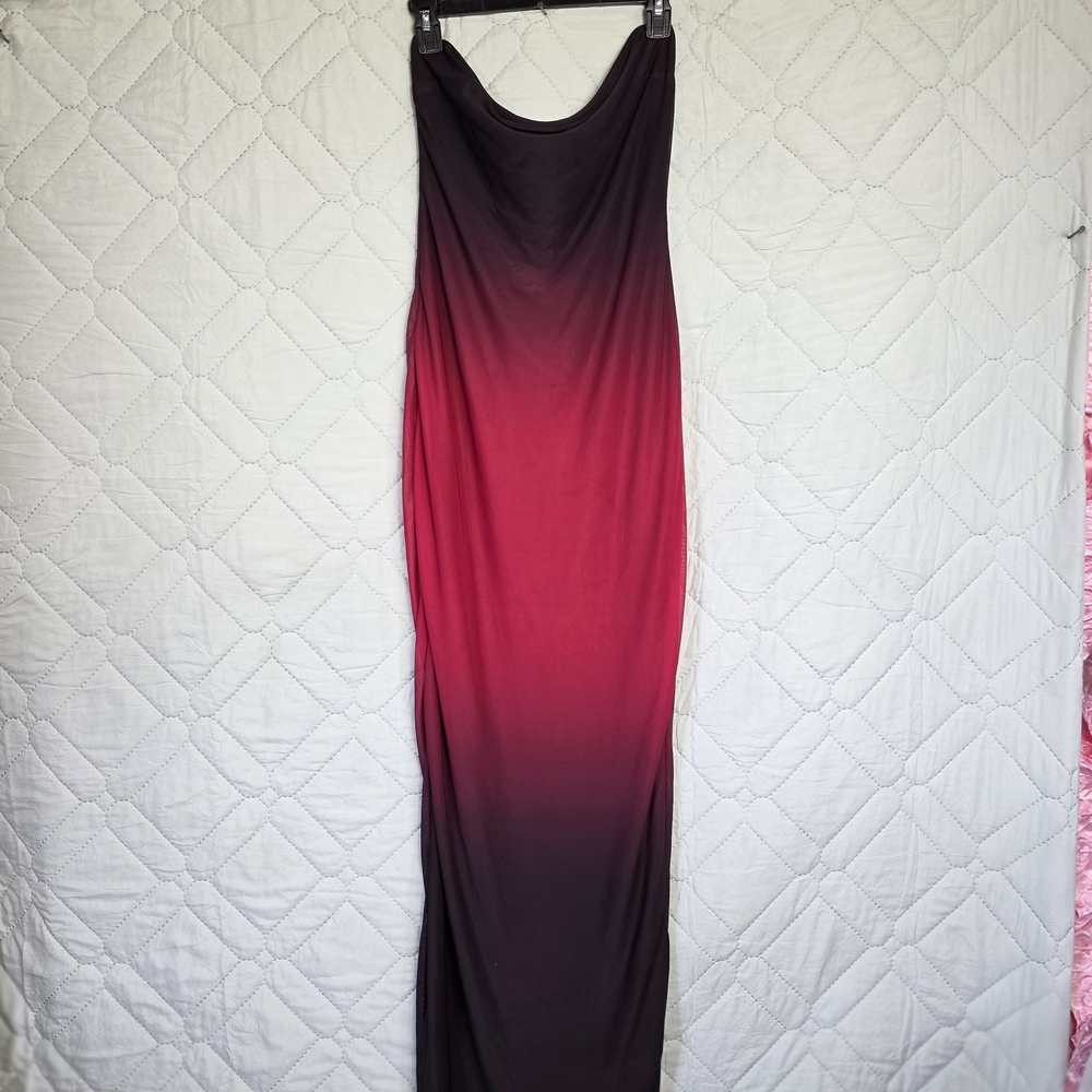 Fashion Nova Ombré Lace Up Back Ball Gown Maxi Dress Sz M Red Black
Strapless - Picture 7 of 12